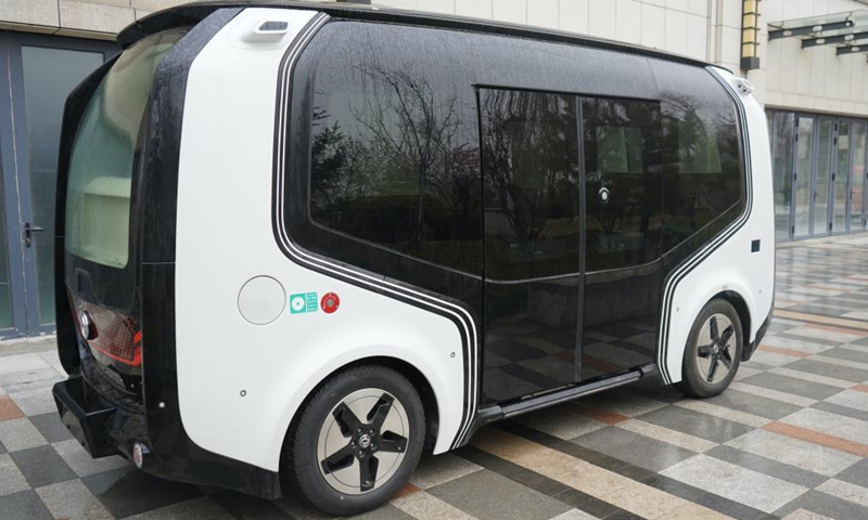 An unmanned vehicle of Xiongan digital transportation lab is under running test in Xiongan New Area, north China's Hebei Province, March 26, 2021. The Xiongan digital transportation lab is committed to digital transportation research to boost smart city development.Photo:Xinhua