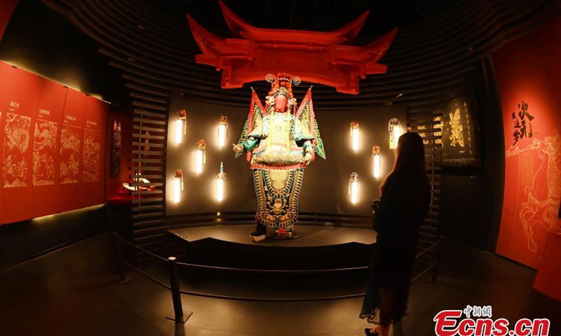 Photo taken on March 31, 2021 shows the image of Guan Yu in battle robes in Wu Hou Shrine of Chengdu, southwest China's Sichuan. Guan was a famous military general in Three Kingdoms period (220-280 AD) and widely revered for his loyalty and righteousness. The Three Kingdoms exhibition, which cost two years of planning and preparation, opened at Wu Hou Shrine of Chengdu on Wednesday.  Photo: China News Service