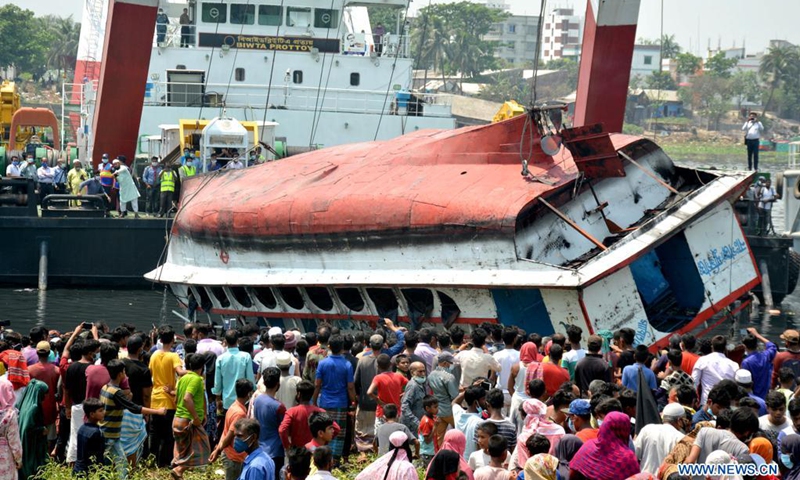 Photo taken on April 5, 2021 shows the sunken ferry in Narayanganj, Bangladesh. The death toll of Sunday's ferry sinking in the Shitalakkhya River near Bangladesh's capital Dhaka has risen to 26 Monday afternoon, after another 21 bodies were retrieved, an official said.(Photo: Xinhua)