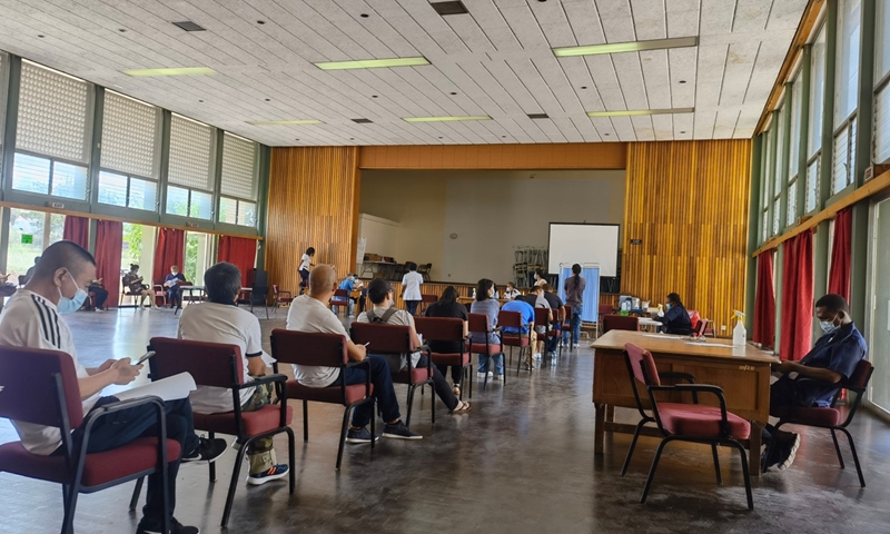 Chinese citizens in Namibia waiting to get the Chinna-made COVID-19 vaccination. Photo at the courtesy of Chinese embassy in Namibia.