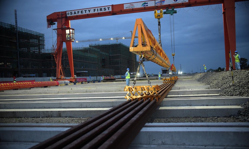 The first batch of 50-meter rails of the Jakarta-Bandung High Speed Railway were transported to the track-laying base of the Tegal Luar Electric Multiple Units (EMU) in the suburb of Bandung, West Java of Indonesia, April 7, 2021.(Photo: Xinhua)
