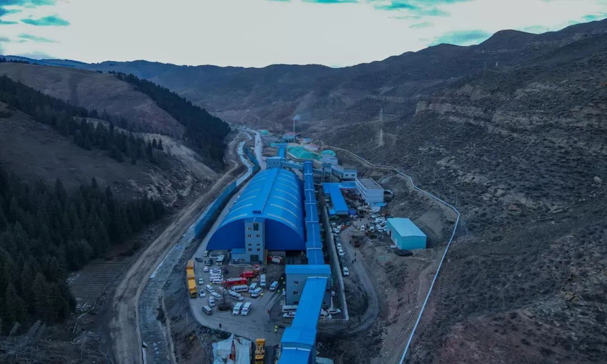 The scene of the coalmine in Hutubi County, Changji Prefecture of Xinjiang encountered a sudden flood while in the process of technical transformation. Photo: CCTV