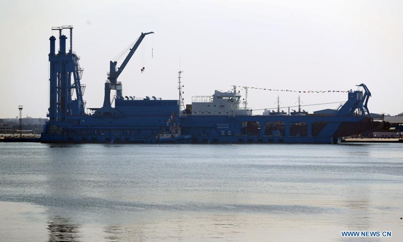 Photo taken on April 12, 2021 shows a large cutter suction dredger (CSD) on Timsah Lake in Ismailia, northeastern Egypt. Egypt's Suez Canal Authority (SCA) celebrated on Monday the recent arrival of the large cutter suction dredger (CSD).(Photo: Xinhua)