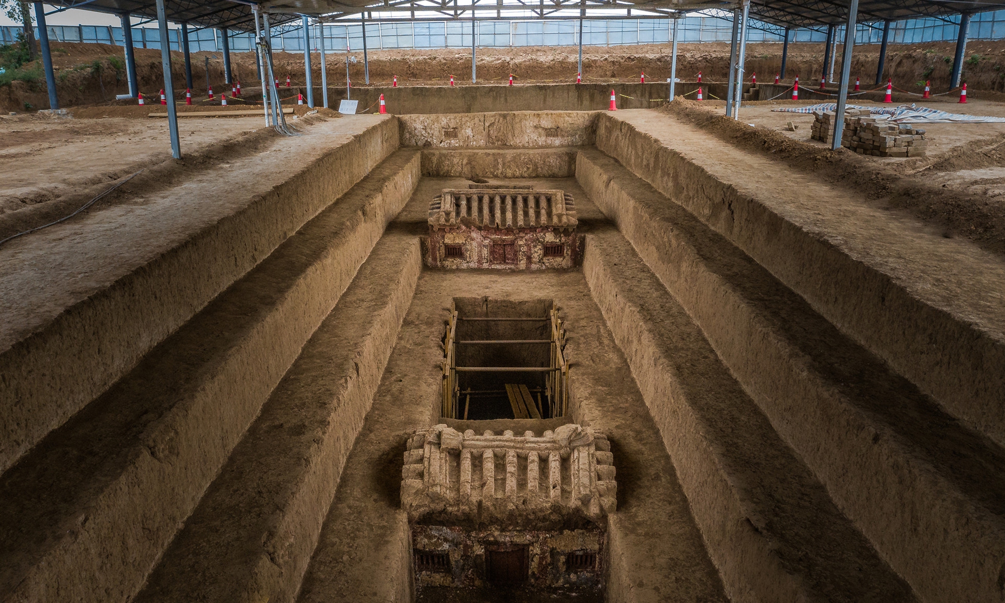 Photo shows the Shaolingyuan tombs site in Xi'an, Shaanxi province from the Sixteen Kingdoms period (304-409). Discoveries from the tombs show a mixture of Han Chinese culture and other ethnic cultures. Photo: National Cultural Heritage Administration
