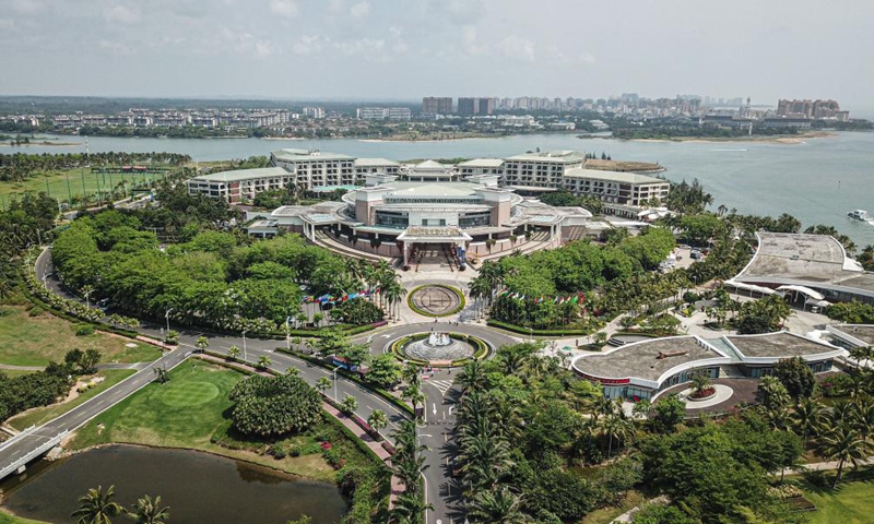 Aerial photo taken on April 8, 2021 shows the Boao Forum for Asia (BFA) International Conference Center in Boao Town, south China's Hainan Province. Over 4,000 people will attend the Boao Forum for Asia (BFA)'s annual conference, which is scheduled for April 18 to 21 in Boao, south China's Hainan Province.  Photo: Xinhua