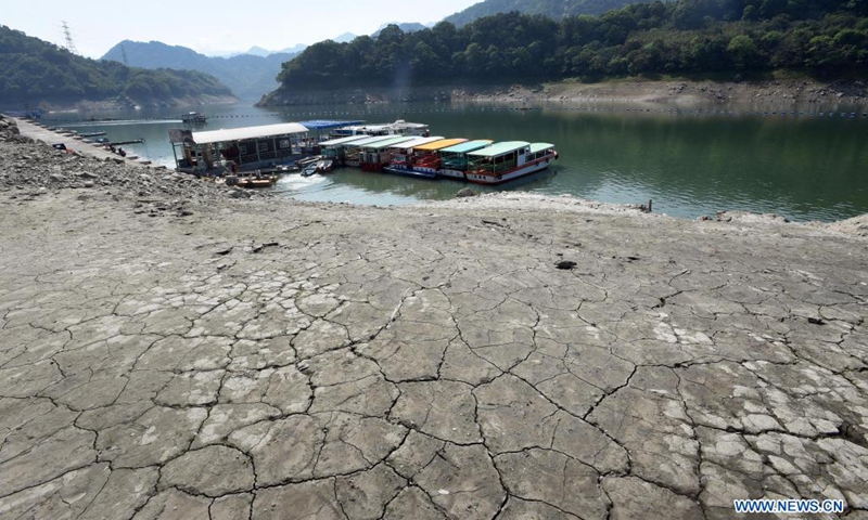 Photo taken on April 13, 2021 shows the Shimen reservoir in Taoyuan, southeast China's Taiwan. Taiwan is facing its worst drought in decades, with the island's reservoirs at dangerously low water levels. As of Tuesday, 17 of the island's 19 major reservoirs were at less than 50 percent capacity, according to data from the island's water conservancy authorities.(Photo: Xinhua)