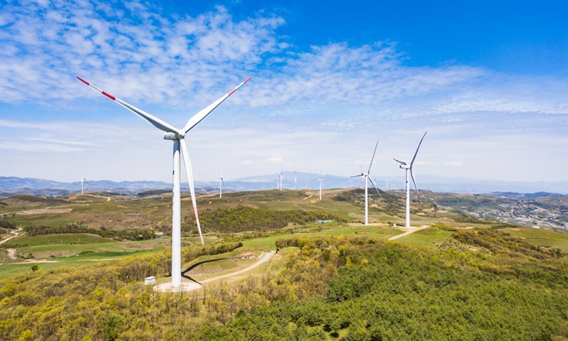 Aerial photo taken on April 27, 2020 shows wind power installations in Weining County, southwest China's Guizhou Province. (Photo: Xinhua)