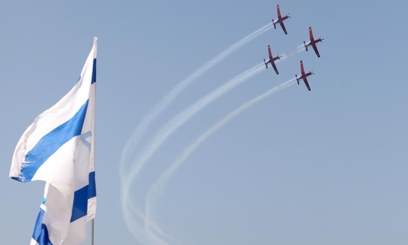 Planes perform in an aerial show during Israel's 73rd Independence Day celebrations in Tel Aviv, Israel, April 15, 2021.   Photo: Xinhua