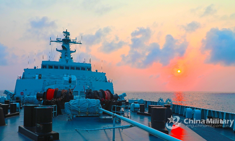 Warship attached to a naval landing ship flotilla under the PLA Southern Theater Commandsails on the sea duringa maritime training exercise on March 27, 2021.(Photo: eng.chinamil.com.cn)