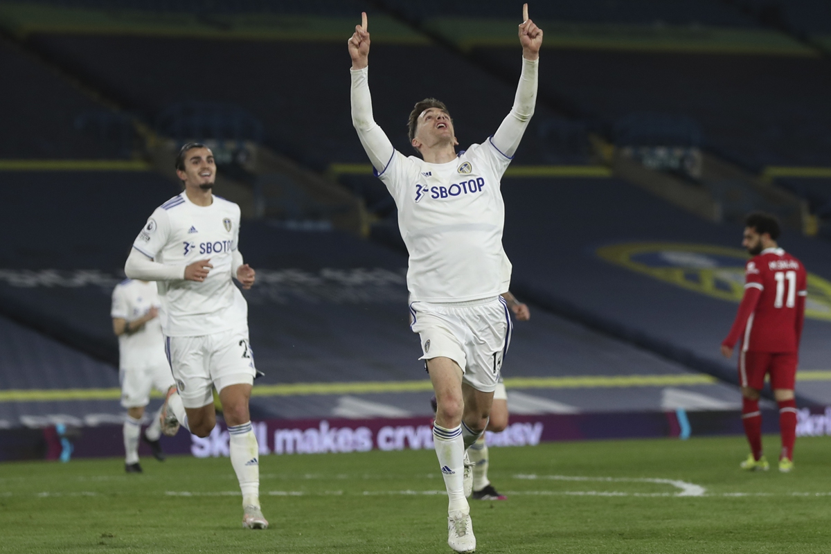 Leeds United's Diego Llorente celebrates after scoring against Liverpool in Leeds, England on Monday. Photo: VCG