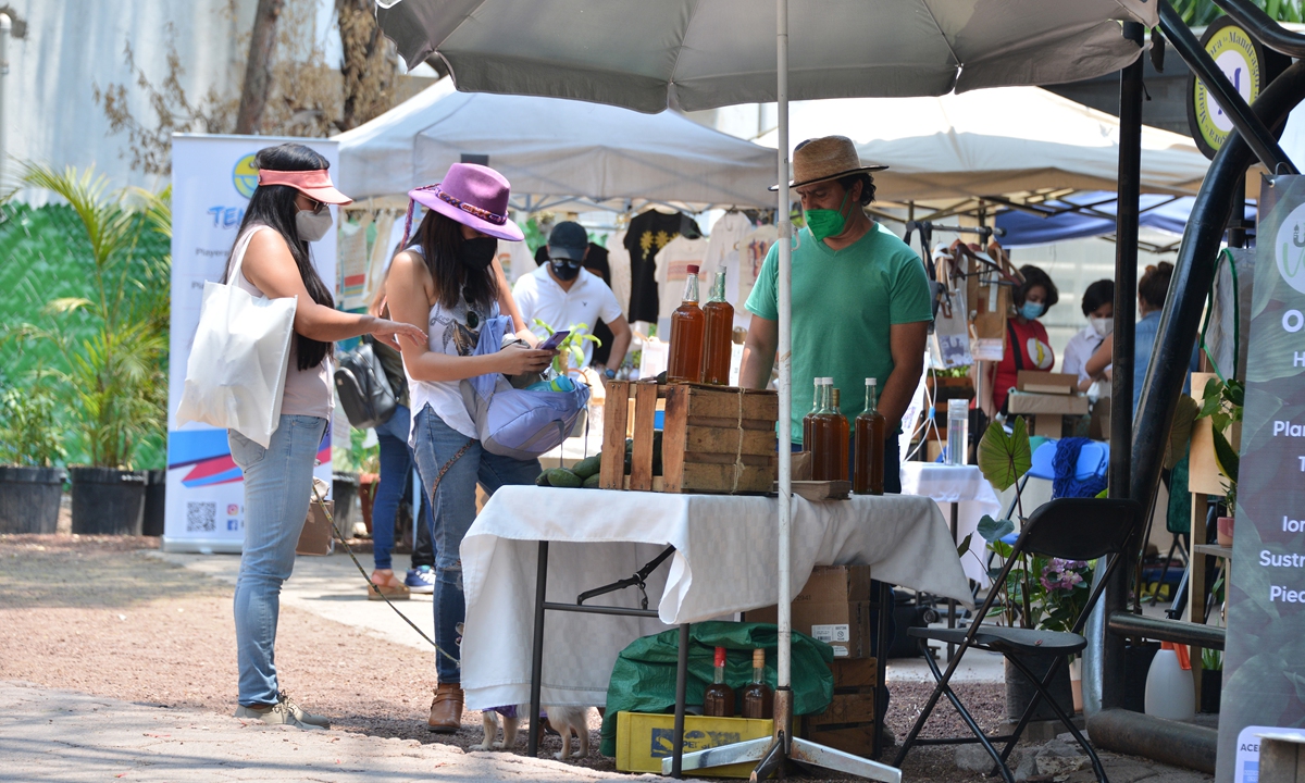 Mexico restricts labor subcontracting with new law