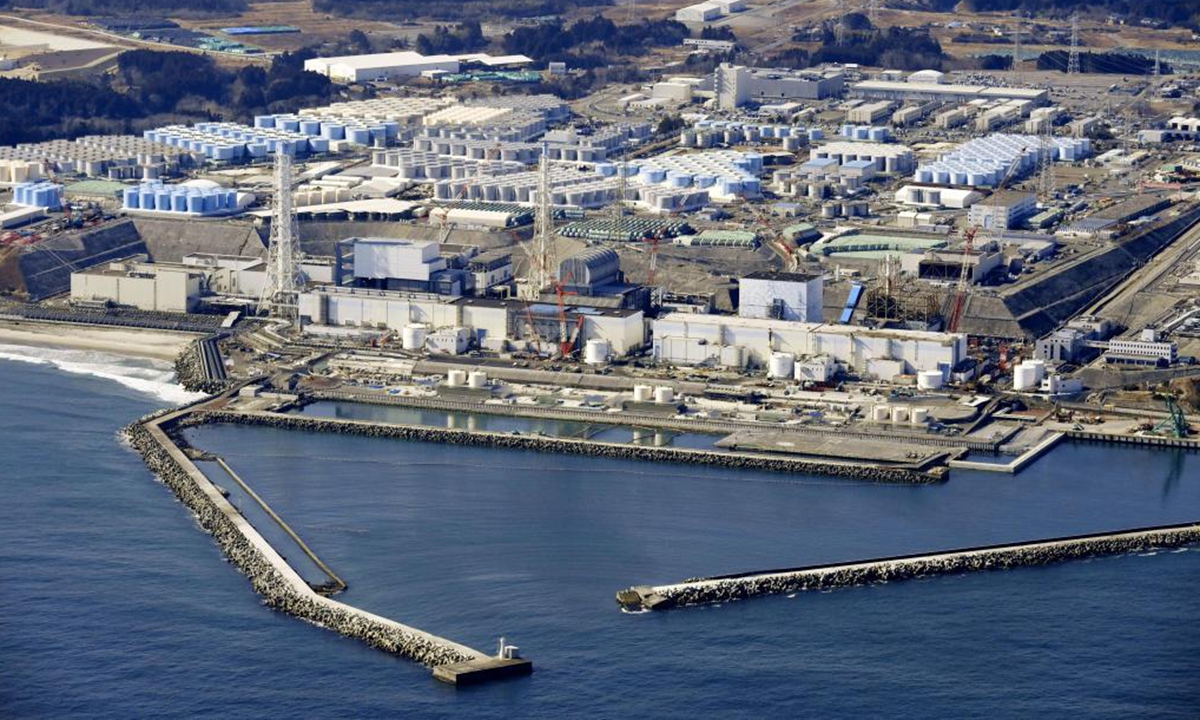 Tanks at the crippled Fukushima nuclear power plant store nuclear-contaminated wastewater. Photo: Xinhua