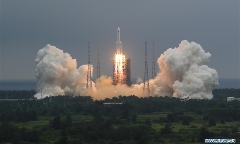 The Long March-5B Y2 rocket, carrying the Tianhe module, blasts off from the Wenchang Spacecraft Launch Site in south China's Hainan Province, April 29, 2021. (Xinhua/Ju Zhenhua)