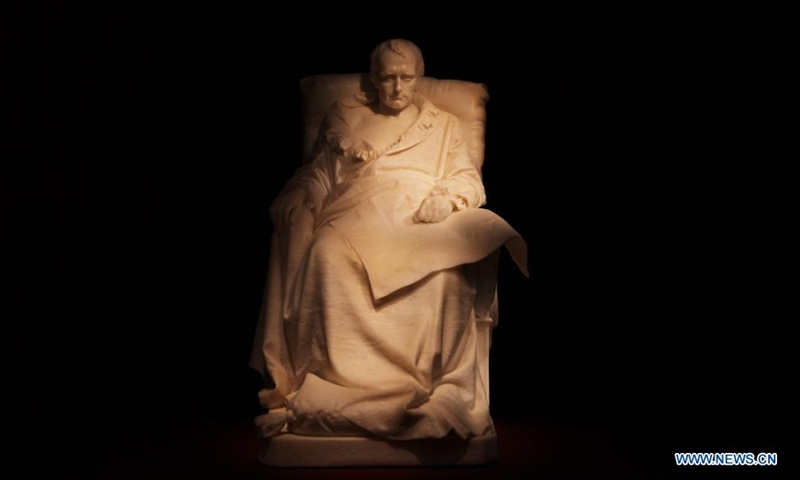 File photo taken on May 5, 2013 shows a sculpture of Napoleon at the the military museum Les Invalides in Paris, France. France commemorated the 200th anniversary of the death of French Emperor Napoleon Bonaparte. Napoleon Bonaparte (1769-1821) died in exile on the island of Saint Helena on May 5, 1821.(Photo: Xinhua)