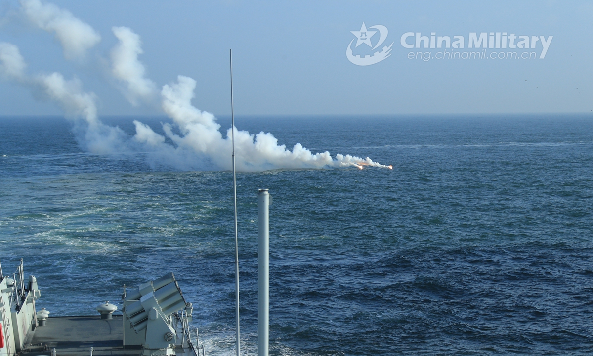 A vessel attached to a destroyer flotilla with the navy under the PLA Eastern Theater Command fires jamming bombs during the realistic training on April 23, 2021. Photo:China Military