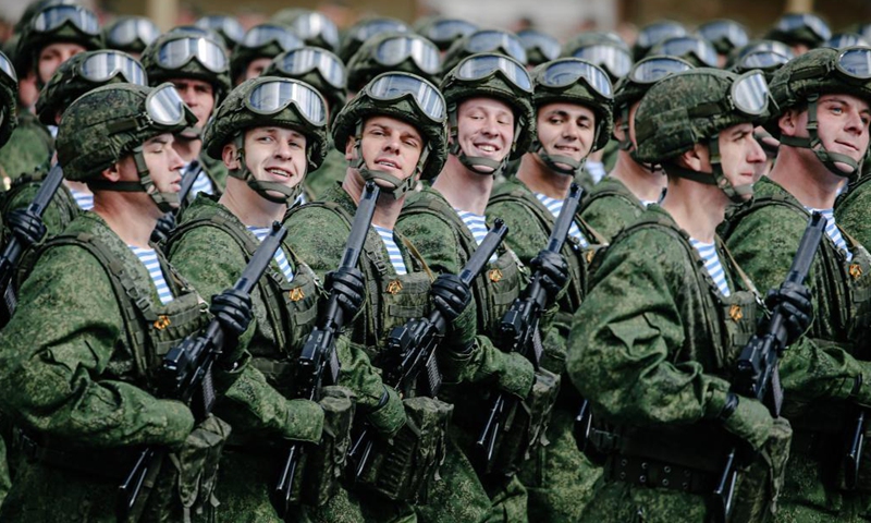 Servicemen march during a rehearsal of the Victory Day parade in Moscow, Russia, May 7, 2021. Russia will hold military parades across the country to commemorate the 76th anniversary of the Soviet victory in the Great Patriotic War on May 9. Photo:Xinhua