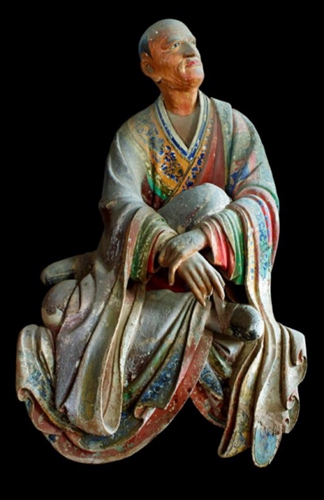 Photo taken on May 7, 2021 shows a renovated arhat statue dating back to the Song Dynasty at Lingyan Temple in Jinan, east China's Shandong Province.(Photo: Xinhua)