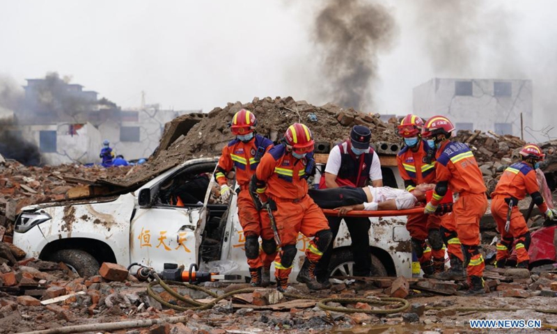 Rescue team members participate in an earthquake drill in Yucheng District, Ya'an City of southwest China's Sichuan Province, May 14, 2021. Photo:Xinhua
