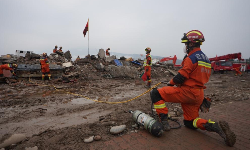 Rescue team members participate in an earthquake drill in Yucheng District, Ya'an City of southwest China's Sichuan Province, May 14, 2021. Photo:Xinhua