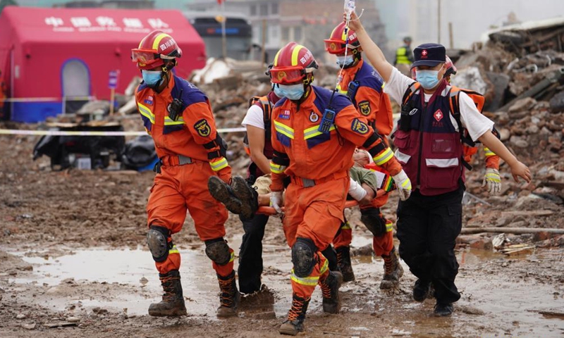 Rescue team members participate in an earthquake drill in Yucheng District, Ya'an City of southwest China's Sichuan Province, May 14, 2021. Photo:Xinhua