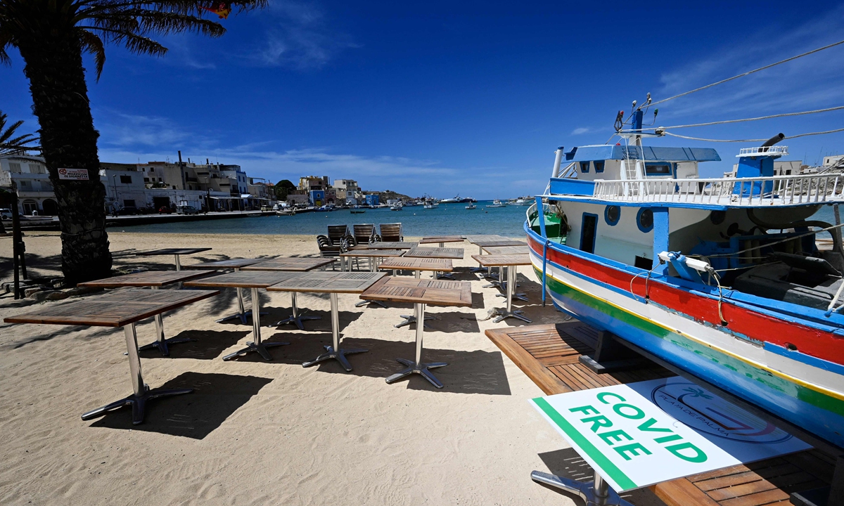 A view shows the Playa De Palma beach bar in the southern Italian Pelagie Island of Lampedusa on May 15, 2021 Photo: VCG
