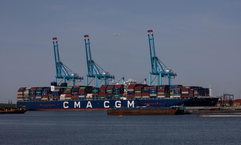 CMA CGM Marco Polo container ship docks at Elizabeth Port Authority Marine Terminal in New Jersey, the United States, on May 20, 2021.(Photo:Xinhua)