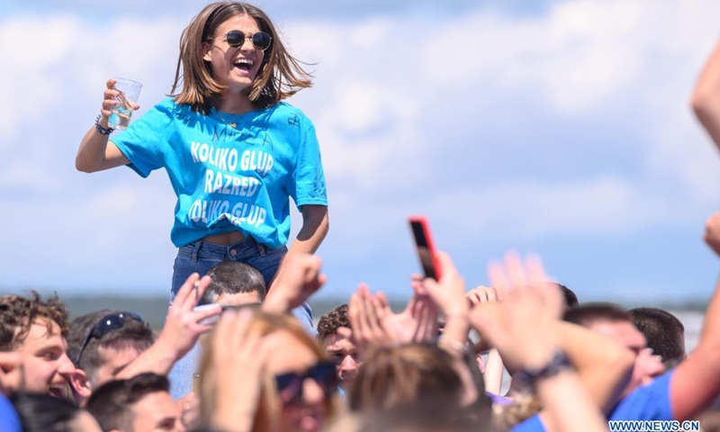 Secondary school students celebrate the end of a school year in Zadar, Croatia, on May 25, 2021. The celebration of Norijada (Crazy Day) is held annually nationwide in Croatia to mark the end of a school year.(Photo: Xinhua)