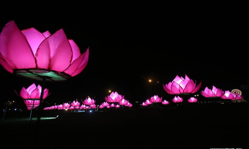 Photo taken on May 26, 2021 shows light decorations illuminated to celebrate the Vesak festival in Colombo, Sri Lanka. The Vesak festival is one of the holiest festivals celebrated in Sri Lanka as it marks the birth, enlightenment and demise of Lord Buddha. Photo: Xinhua