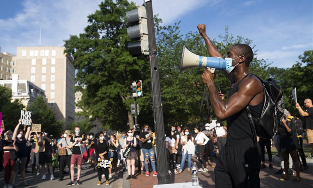 Demonstrators protest against racial injustice to mark Juneteenth, commemorating the end of slavery in the United States, near the White House in Washington, D.C., the US, June 19, 2020. Photo:Xinhua