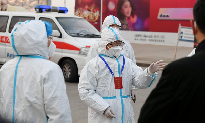 Wu Hao supervises epidemic prevention and control in Shijiazhuang, Hebei in January. Photo: Fangzhuang Community Health Service Center