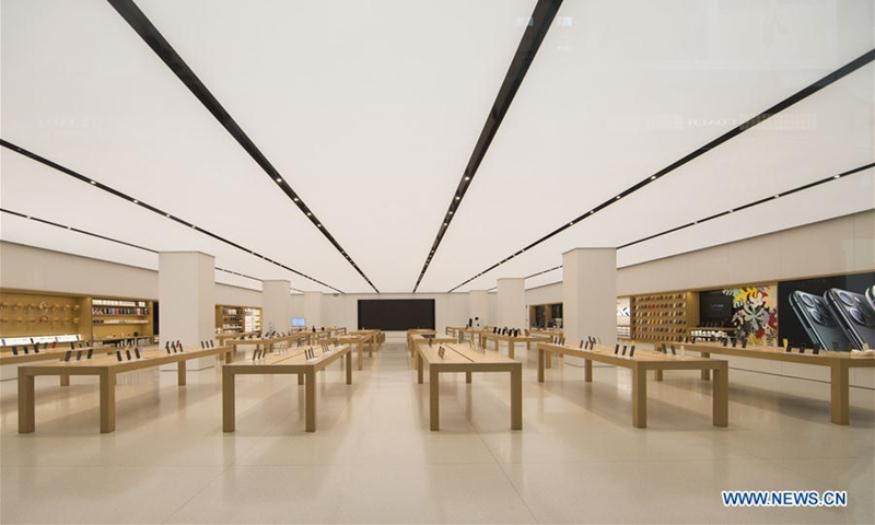 A closed Apple store File Photo: Xinhua