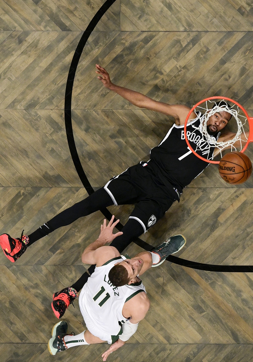 Kevin Durant (above) of the Brooklyn Nets during the game against the Milwaukee Bucks on Monday in New York City. Photo: VCG