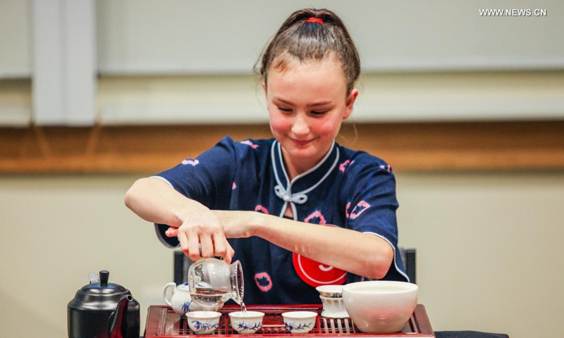 A contestant performs tea art during the 2021 Chinese Bridge Chinese Proficiency Competition in Christchurch, New Zealand, June 13, 2021. Photo: VCG