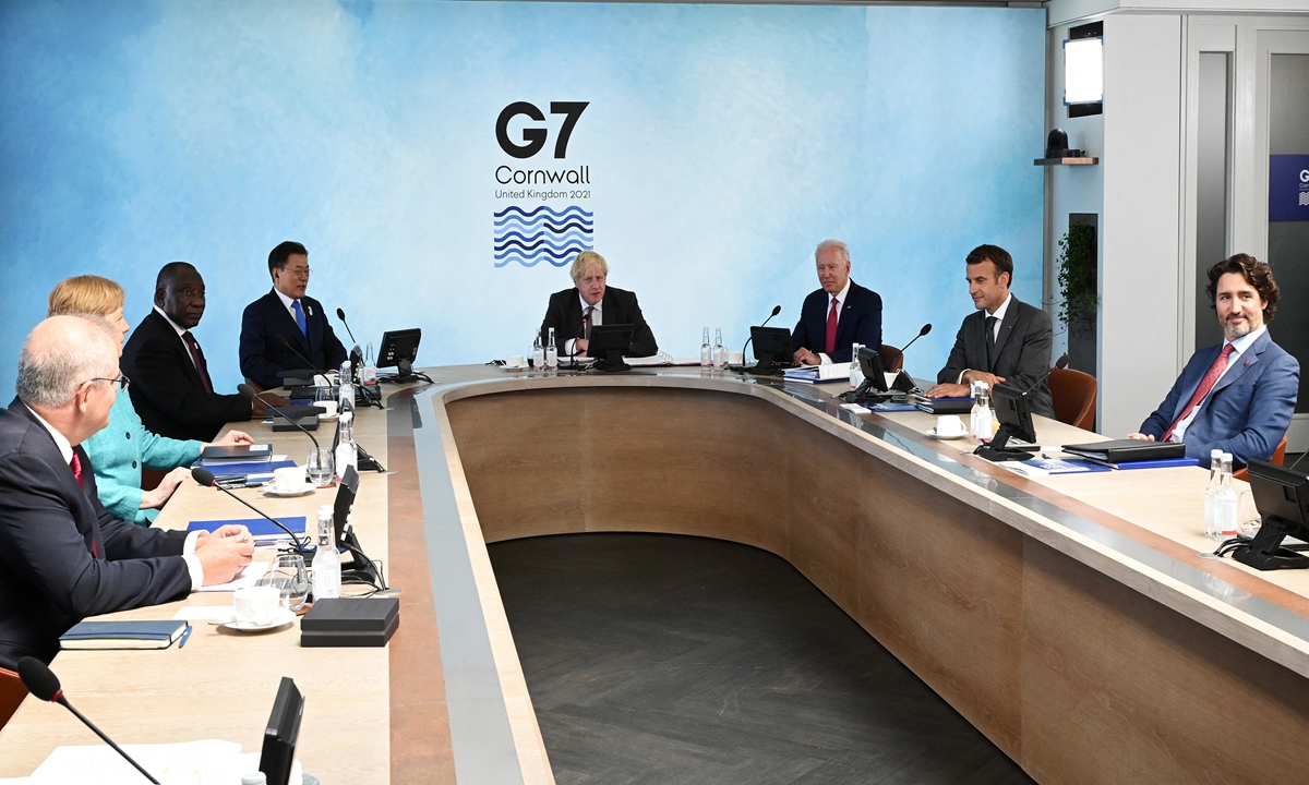 A working session of the G7 summit is held on June 12. Photo: AFP