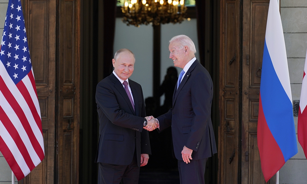 US President Joe Biden and Russian President Vladimir Putin arrive to meet at the Villa la Grange on Wednesday in Geneva, Switzerland. Photo: VCG