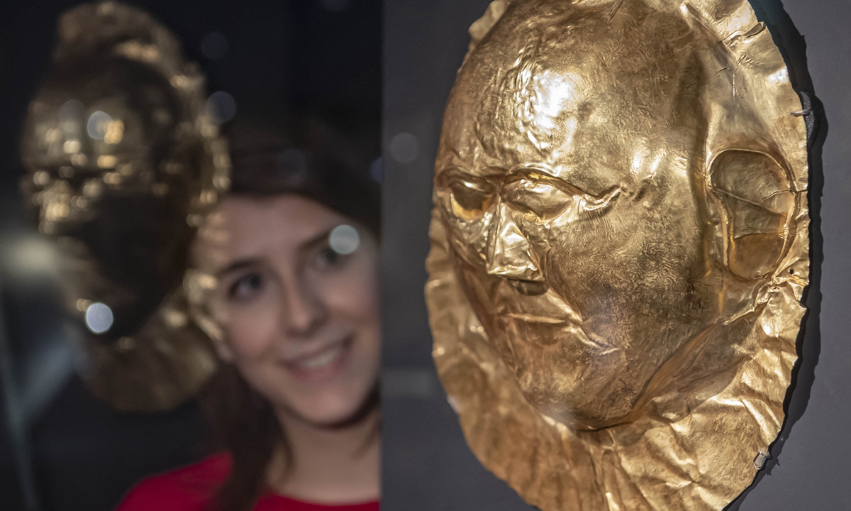 Ancient Greek golden death masks of Mycenae still an unknown, says