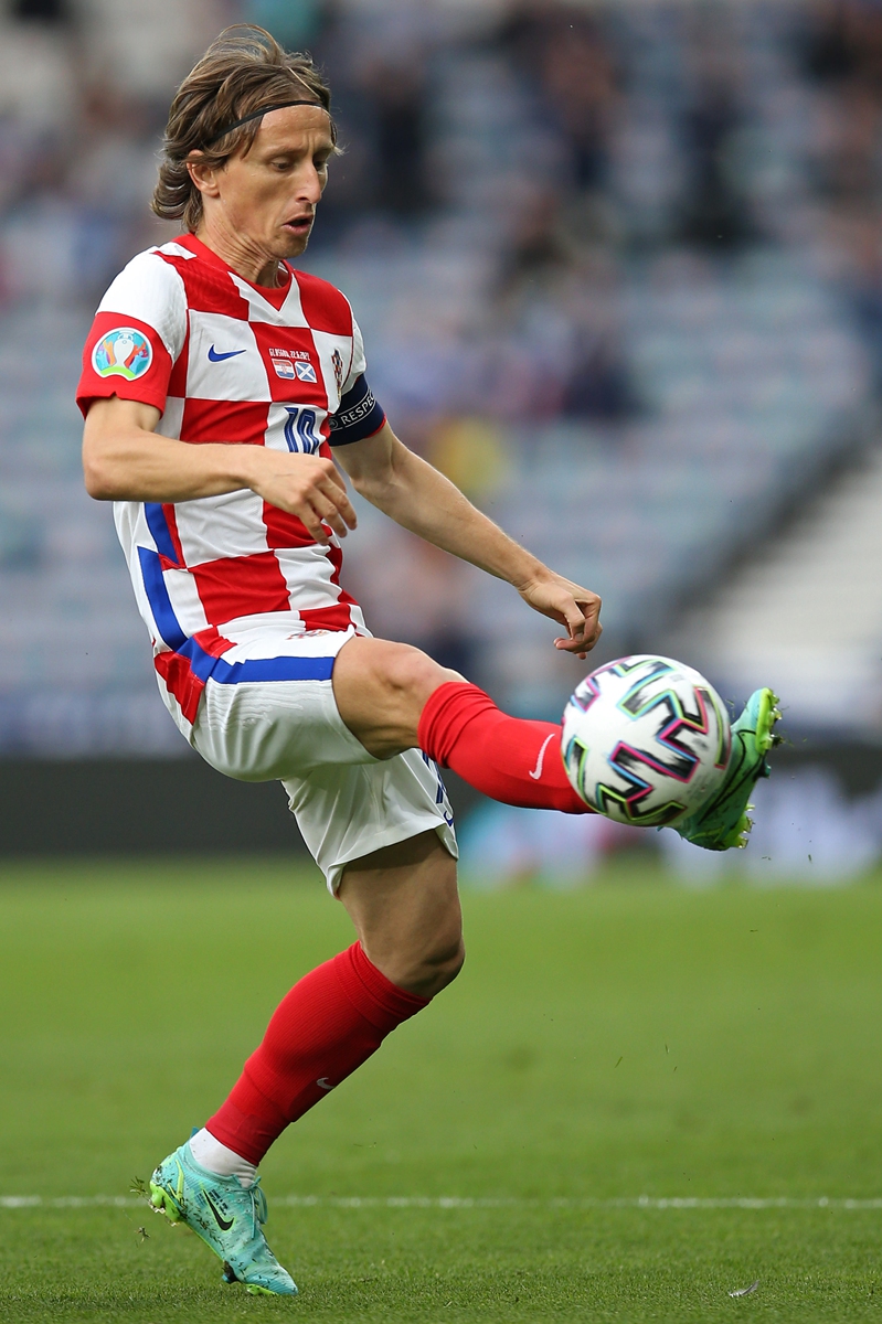 Luka Modric of Croatia controls the ball on Tuesday in Glasgow, Scotland. Photo: VCG