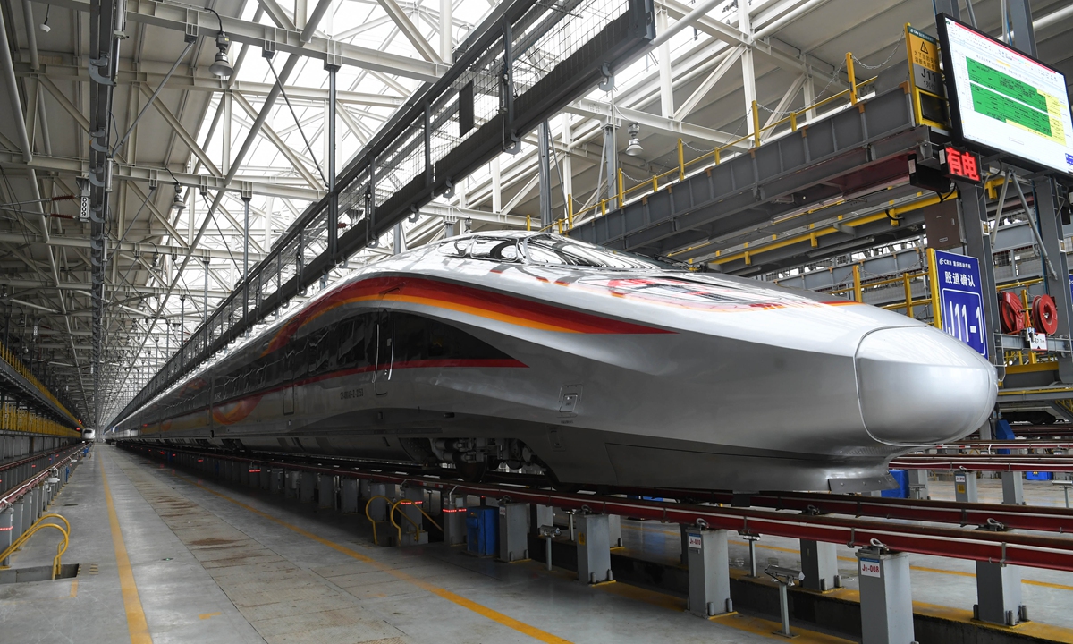The new Fuxing bullet trains are revealed to the public on Wednesday at a station in Southwest China's Chongqing Municipality. The carriages have vending machines and Braille signs. The new trains will be put into operation starting from June 25 (Friday??). Photo: cnsphoto
