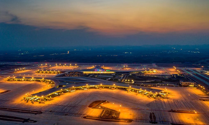 Aerial photo taken on April 21, 2021 shows the Chengdu Tianfu International Airport in Chengdu, southwest China's Sichuan Province. Chengdu Tianfu International Airport in southwest China's Sichuan Province has opened for operations, with a Sichuan Airlines flight bound for Beijing taking off on Sunday morning. (Xinhua)
