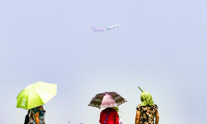 Flight 3U8001 of Sichuan Airlines bound for Beijing Capital International Airport, the first flight after the operation of the Chengdu Tianfu International Airport, takes off at the airport in Chengdu, southwest China's Sichuan Province, June 27, 2021. Chengdu Tianfu International Airport in southwest China's Sichuan Province has opened for operations, with a Sichuan Airlines flight bound for Beijing taking off on Sunday morning.(Xinhua)