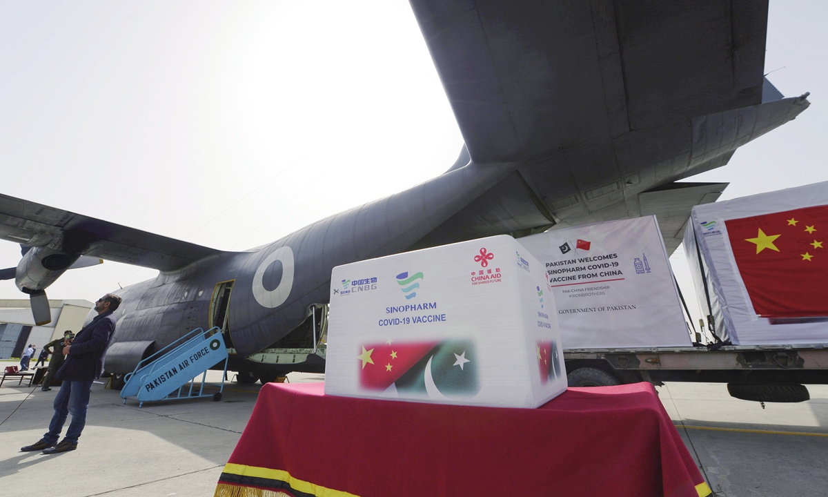 The second batch of COVID-19 vaccines provided by the Chinese government arrive at Islamabad, Pakistan on March 17. Photo: Xinhua
