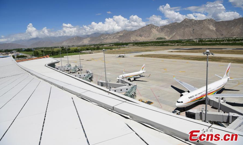 Photo taken on June 30, 2021 shows the apron of the T3 terminal of Gonggar Airport in Lhasa, China's Tibet Autonomous Region. The T3 terminal passed the final acceptance test on Wednesday, indicating the construction has been completed.Photo:China News Service