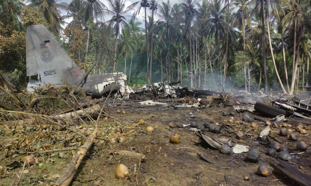 A Philippine military C-130 plane that crashed in Patikul town, Jolo province, southern Philippines on Sunday. Photo: VCG