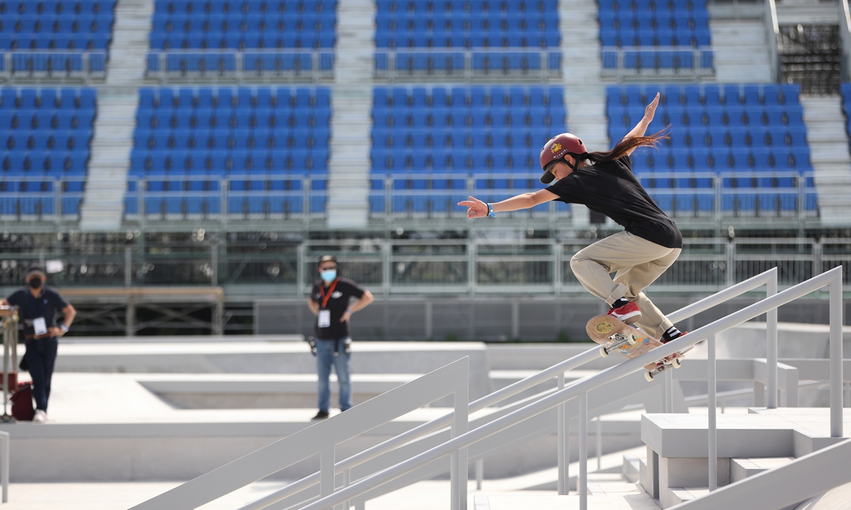 A Japanese teenager performs during the Tokyo 2020 skateboarding test event on May 14 in Tokyo, Japan. Photo: VCG
