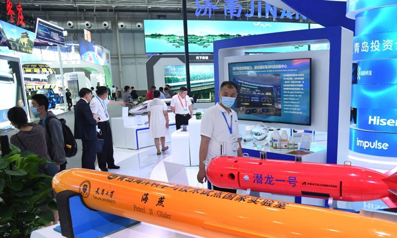 People visit the 2021 New Growth Drivers Fair (Qingdao) in Qingdao, east China's Shandong Province, July 15, 2021. Themed New Pattern, New Growth Drivers, New Opportunity, the 2021 New Growth Drivers Fair (Qingdao) kicked off in Qingdao on Thursday. (Xinhua)