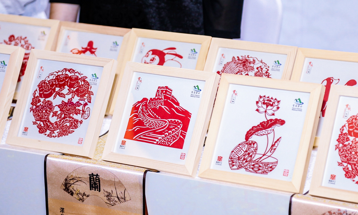 Display of local hand-made products of Miyun Photo: Courtesy of He Yang