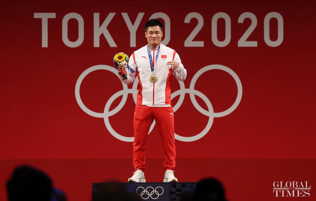 China's 37-year-old Lü XIaojun has broken the Olympics record and bagged gold in the men's 81kg weightlifting. This is the second gold on Sat for China and its 21st in total.Photo:Cui Meng/GT