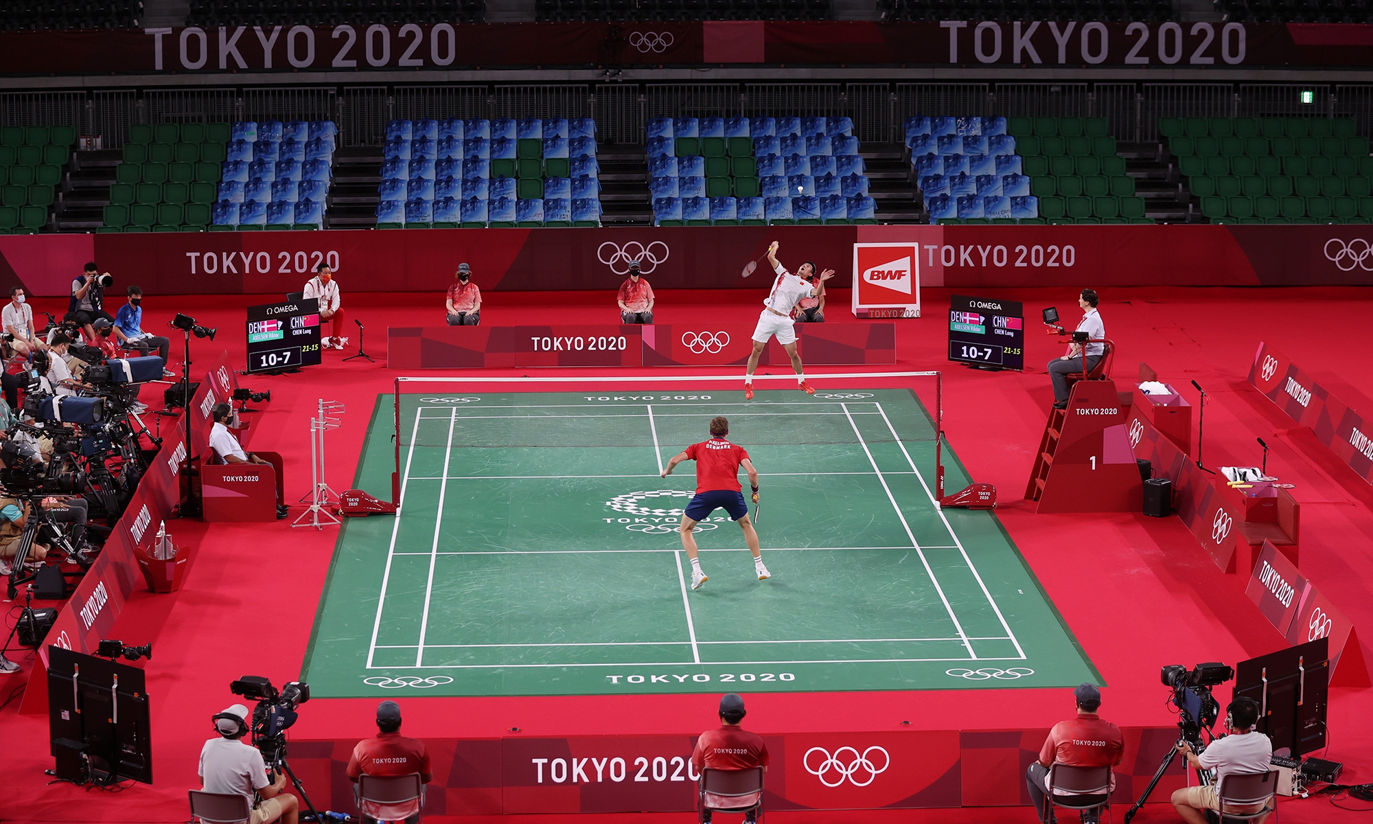 Live from Tokyo Chen Long grabs silver for China in the badminton mens singles while Denmarks Viktor Axelsen wins the gold