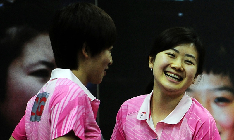 Liu Shiwen (left) and Ai Fukuhara in 2010 File Photo: CFP