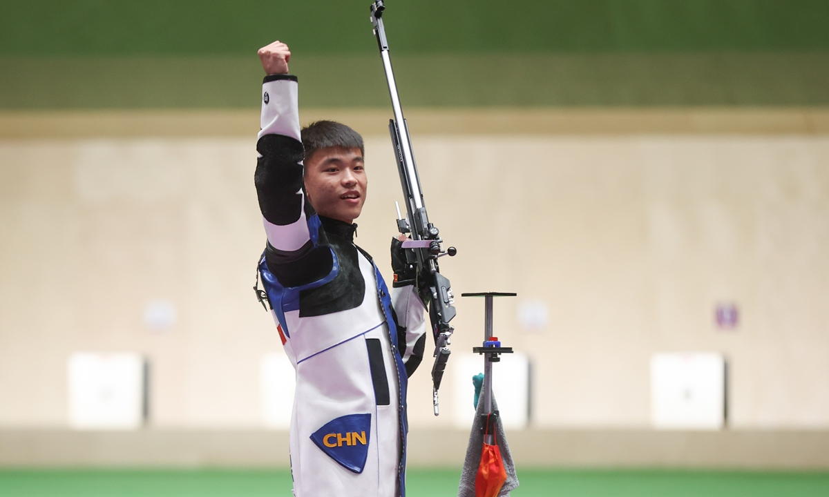 Zhang Changhong celebrates victory on Monday. Photo: VCG
